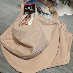 Bali Minimizer Wire Bras - 44 DDD